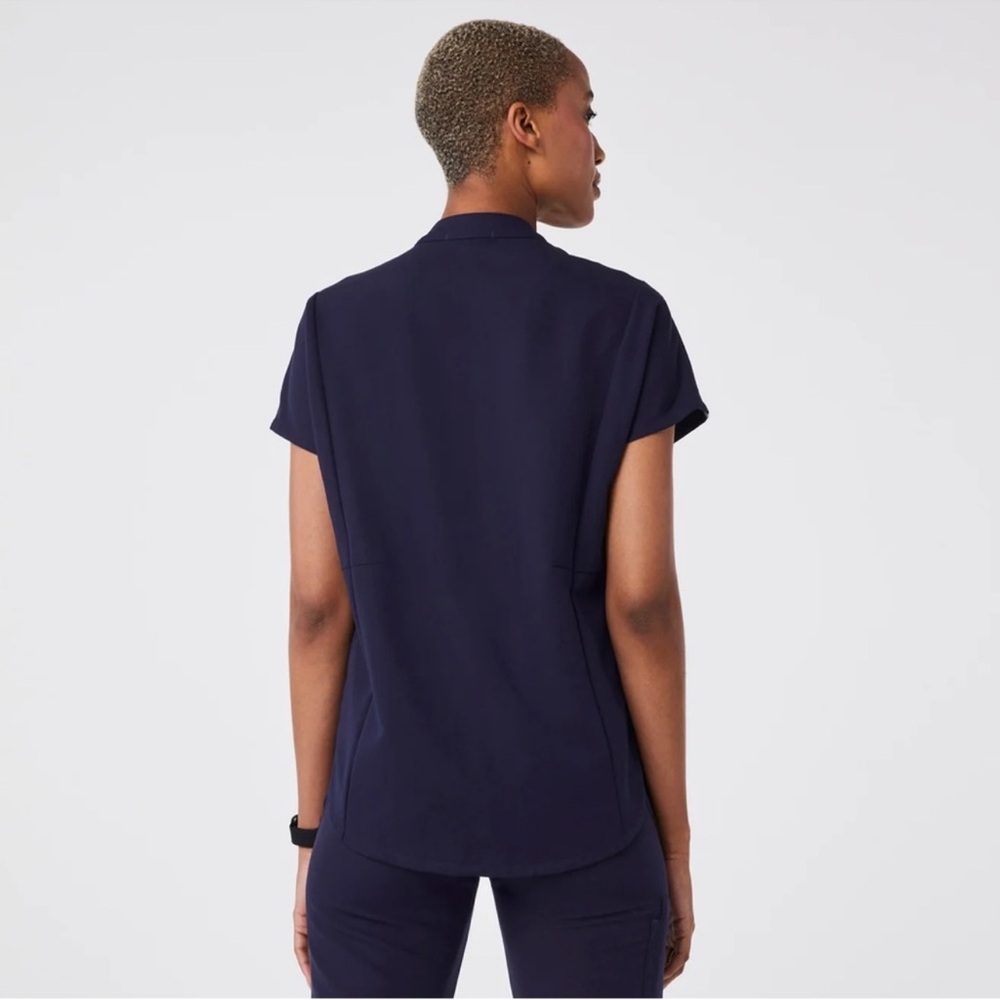 NWT Figs Montex Mock Neck Scrub Top Size S - Picture 3 of 11